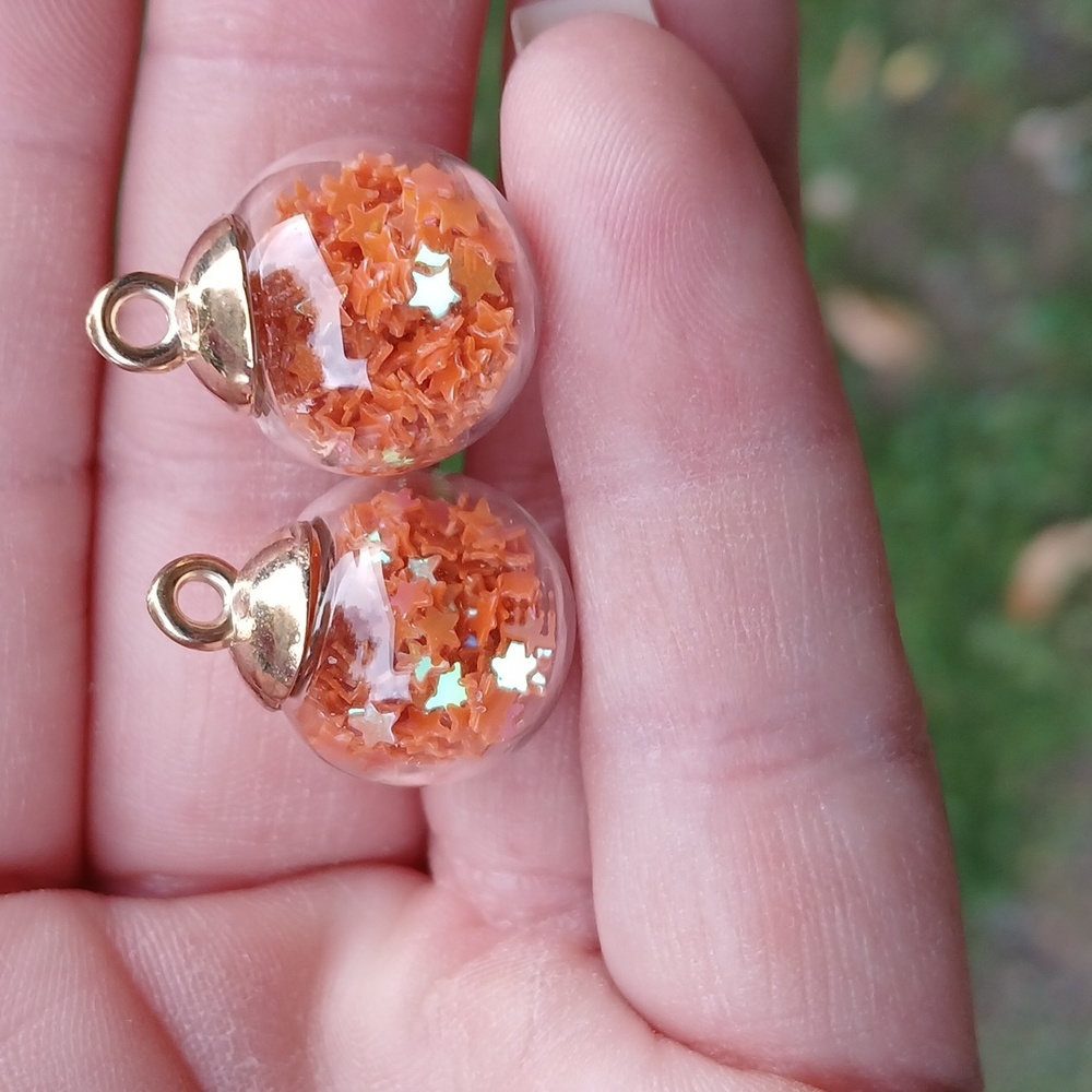 New 2pc Orange Crystal Stars Pendant. - Picture 8 of 11